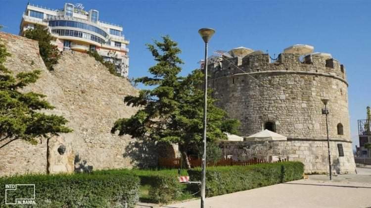 Mediterranean Sea Apartment City Center Durrës 外观 照片